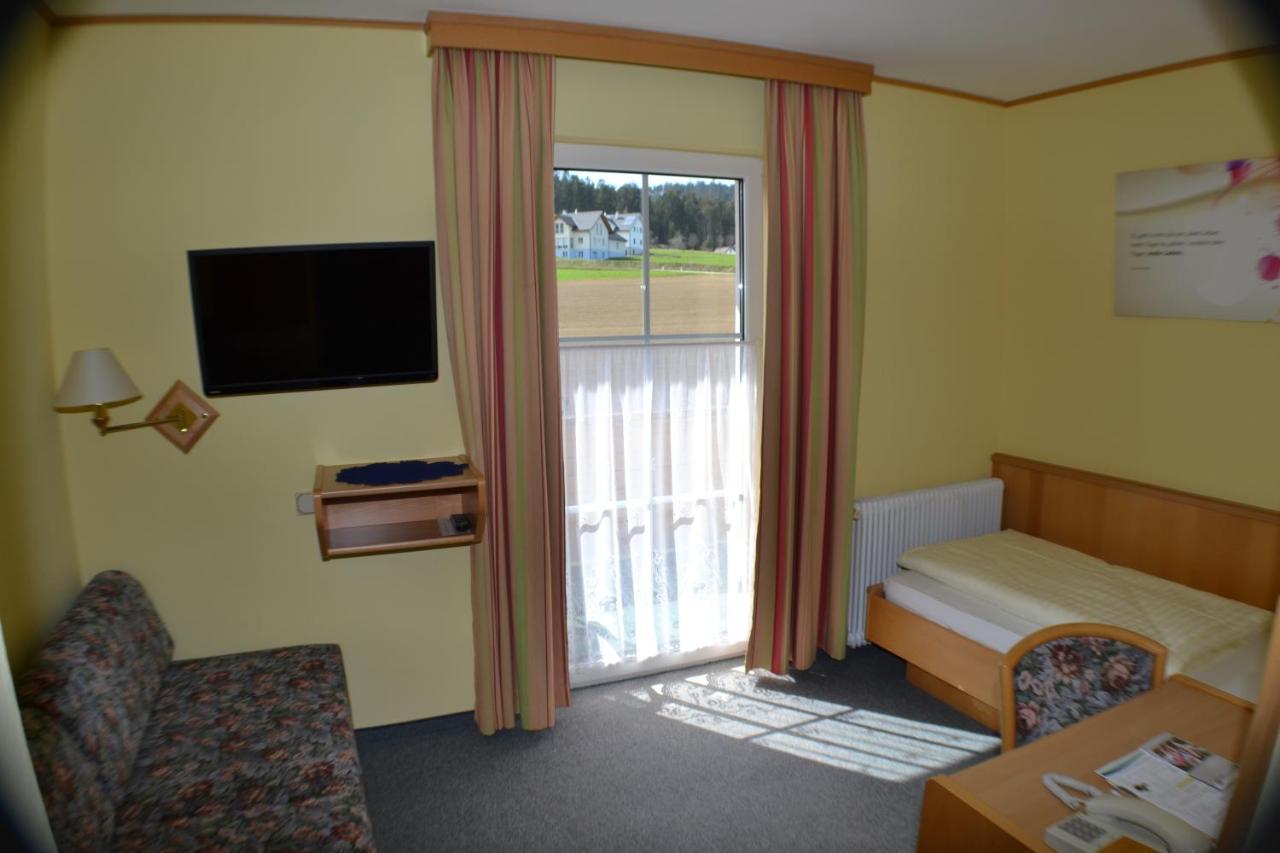 Gasthof-Pension Nordwald Harbach  Room photo